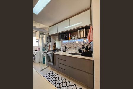 Apartamento à venda com 72m², 3 quartos e 1 vaga Apartamento à venda com 72m², 3 quartos e 1 vagaFoto 02