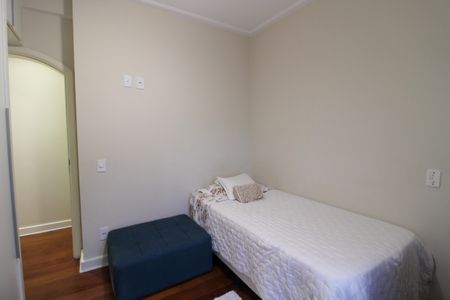 Apartamento à venda com 180m², 4 quartos e 3 vagasQuarto 2