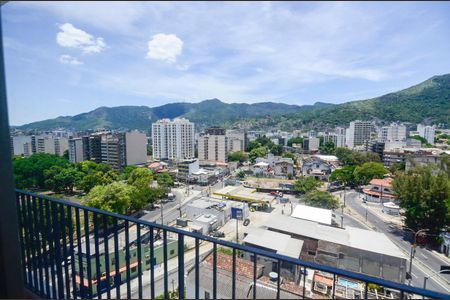 Apartamento para alugar com 64m², 2 quartos e 1 vagaQuarto 1