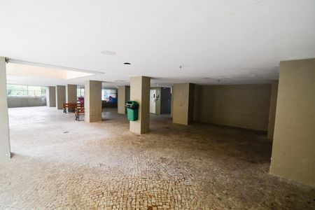 Apartamento para alugar com 64m², 2 quartos e 1 vagaÁrea comum