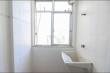 Apartamento para alugar com 64m², 2 quartos e 1 vagaÁrea de Serviço