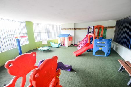 Apartamento para alugar com 64m², 2 quartos e 1 vagaÁrea comum