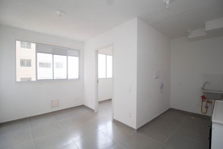 Sala de apartamento para alugar com 2 quartos, 32m² em Brasilândia, São Paulo