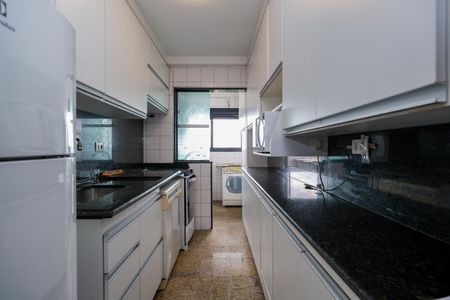 Apartamento para alugar com 89m², 2 quartos e 2 vagas Apartamento para alugar com 89m², 2 quartos e 2 vagasCozinha
