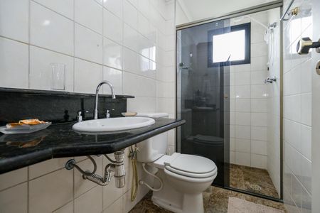 Apartamento para alugar com 89m², 2 quartos e 2 vagas Apartamento para alugar com 89m², 2 quartos e 2 vagasBanheiro