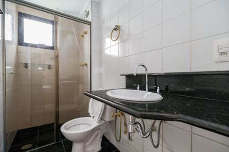 Apartamento para alugar com 89m², 2 quartos e 2 vagas Apartamento para alugar com 89m², 2 quartos e 2 vagasBanheiro da Suíte