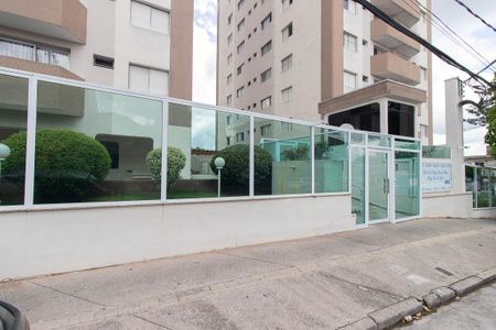 Apartamento para alugar com 70m², 2 quartos e 1 vagaFachada