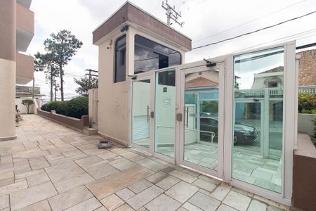 Apartamento para alugar com 70m², 2 quartos e 1 vagaFachada e portaria