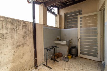 Casa para alugar com 225m², 4 quartos e sem vagaÁrea de Serviço