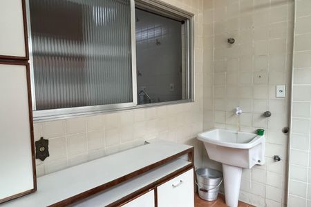 Apartamento para alugar com 138m², 3 quartos e 1 vagaÁrea de Serviço