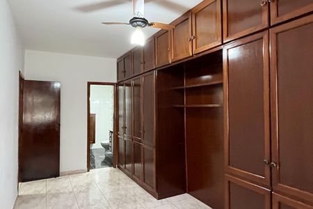 Apartamento para alugar com 138m², 3 quartos e 1 vagaSuite