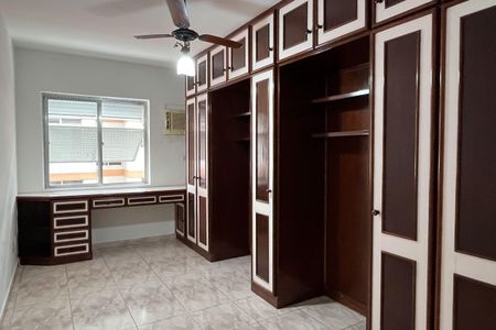 Apartamento para alugar com 138m², 3 quartos e 1 vagaQuarto