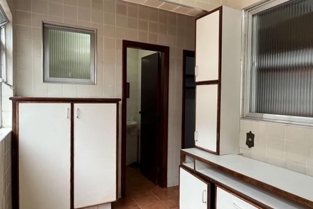 Apartamento para alugar com 138m², 3 quartos e 1 vagaÁrea de Serviço