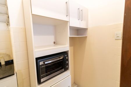 Sala/Cozinha de kitnet/studio para alugar com 1 quarto, 33m² em Santo Antônio, Porto Alegre