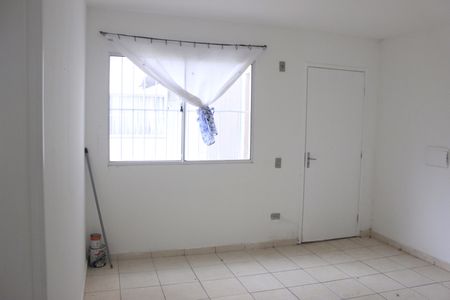 Sala de apartamento para alugar com 2 quartos, 48m² em Vila Sadokim, Guarulhos