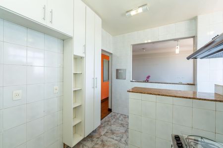 Apartamento à venda com 67m², 2 quartos e 2 vagasCOZINHA