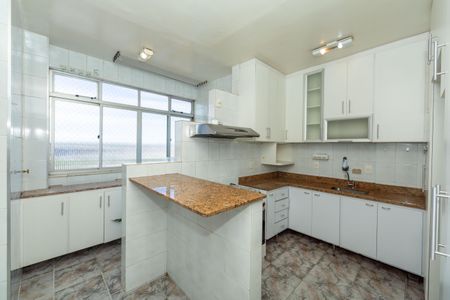 Apartamento à venda com 67m², 2 quartos e 2 vagasCOZINHA