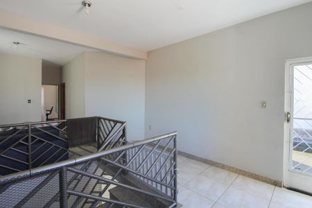 Casa à venda com 200m², 3 quartos e 2 vagasSala 3