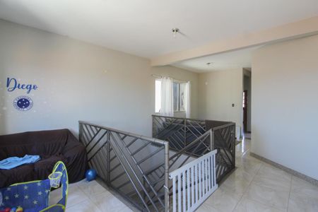 Casa à venda com 200m², 3 quartos e 2 vagasSala 3