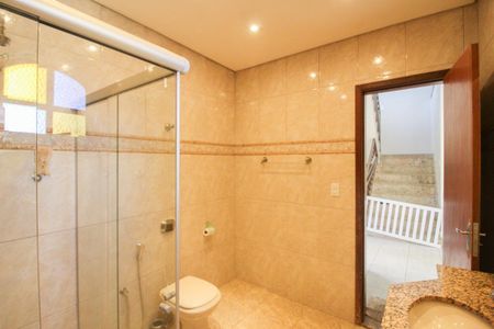 Casa à venda com 200m², 3 quartos e 2 vagasBanheiro Social 1