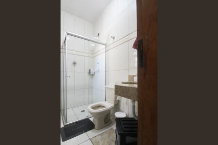 Casa à venda com 200m², 3 quartos e 2 vagasBanheiro Social 2