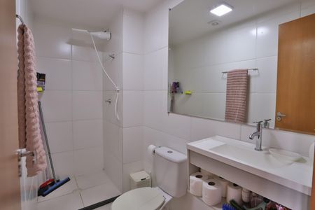 Banheiro de apartamento para alugar com 1 quarto, 24m² em Belenzinho, São Paulo