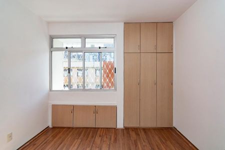 Apartamento para alugar com 120m², 3 quartos e 1 vagaQuarto 3