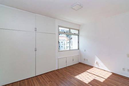 Apartamento para alugar com 120m², 3 quartos e 1 vagaQuarto 2