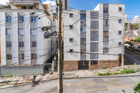 Apartamento para alugar com 120m², 3 quartos e 1 vagaSala