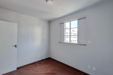 Apartamento à venda com 72m², 2 quartos e 1 vagaQuarto 2