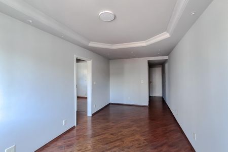 Apartamento à venda com 72m², 2 quartos e 1 vagaSala