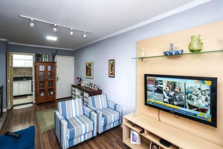 Sala de apartamento à venda com 3 quartos, 75m² em Vila Gumercindo, São Paulo