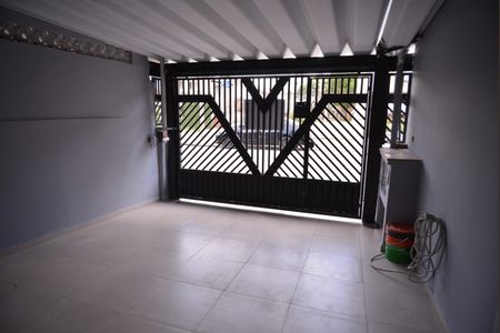 Casa à venda com 168m², 3 quartos e 2 vagasGaragem
