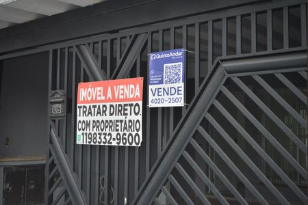 Casa à venda com 168m², 3 quartos e 2 vagasPlaca