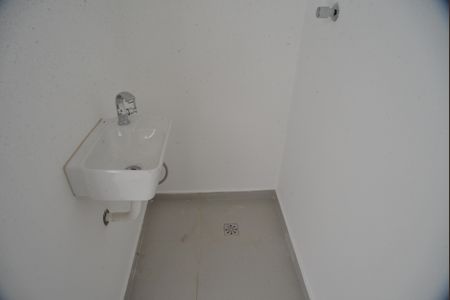 Casa à venda com 168m², 3 quartos e 2 vagasBanheiro de serviço