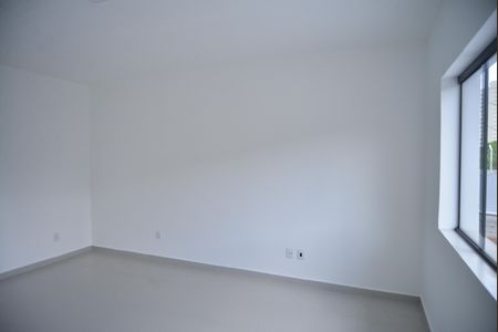 Casa à venda com 168m², 3 quartos e 2 vagasQuarto 3