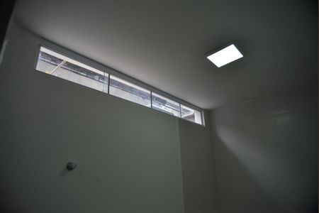 Casa à venda com 168m², 3 quartos e 2 vagasBanheiro Social