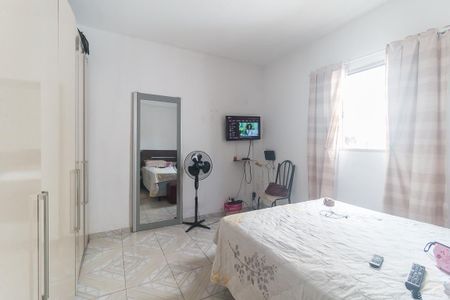 Quarto  de casa para alugar com 1 quarto, 69m² em Vila Santa Helena, Poá