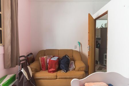 Sala de casa para alugar com 1 quarto, 69m² em Vila Santa Helena, Poá