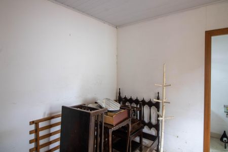 Casa à venda com 290m², 4 quartos e 3 vagas Casa à venda com 290m², 4 quartos e 3 vagasQuarto de fora