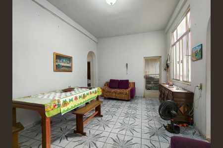 Sala de casa à venda com 4 quartos, 112m² em Estácio, Rio de Janeiro