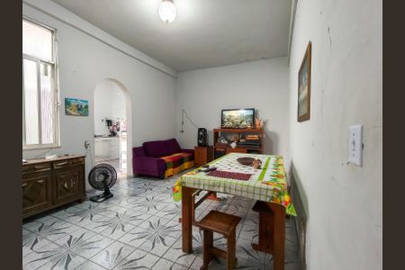 Casa à venda com 112m², 4 quartos e 1 vagaSala