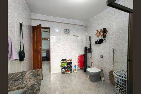 Casa à venda com 112m², 4 quartos e 1 vagaBanheiro da Suíte