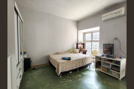 Casa à venda com 112m², 4 quartos e 1 vagaQuarto 1