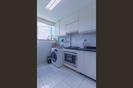Apartamento para alugar com 80m², 2 quartos e 2 vagasCozinha e Área de Serviço