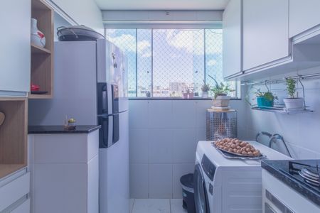 Apartamento para alugar com 80m², 2 quartos e 2 vagasCozinha e Área de Serviço
