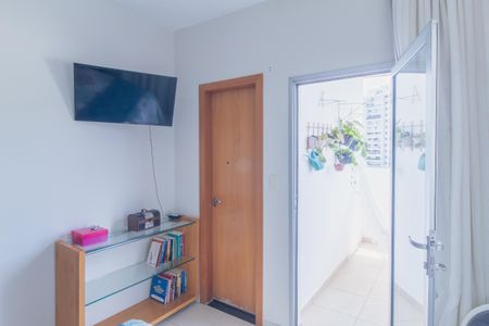 Apartamento para alugar com 80m², 2 quartos e 2 vagasSuite
