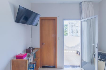 Apartamento para alugar com 80m², 2 quartos e 2 vagasSuite