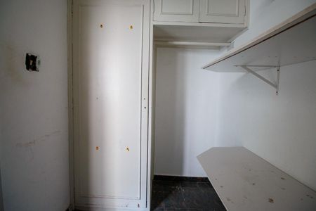 Apartamento à venda com 57m², 2 quartos e 1 vaga Apartamento à venda com 57m², 2 quartos e 1 vagaQuarto de Serviço