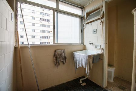 Apartamento à venda com 57m², 2 quartos e 1 vaga Apartamento à venda com 57m², 2 quartos e 1 vagaÁrea de Serviço